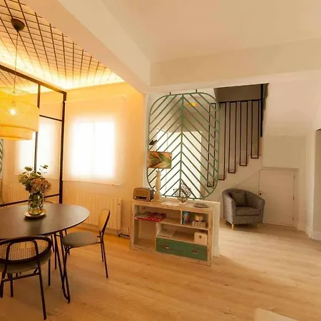 Renovacion Total Postcovid Netflix Piscina Casa de Férias *