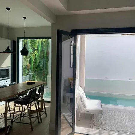 Renovacion Total Postcovid Netflix Piscina *
